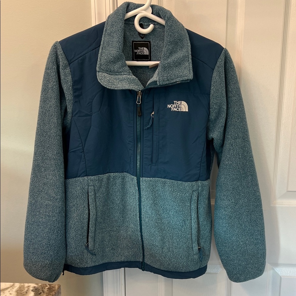 The North Face Teal Denali Fleece Jacket medium
